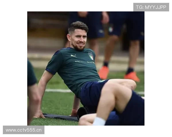 祖比门迪与若日尼奥中场节奏掌控的结构性差异分析