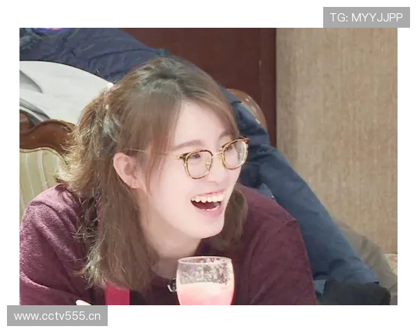 傅园慧晒生活照我尴尬到笑出声，那衣柜能把我三个月工资全打包